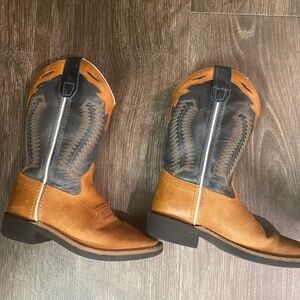 Leather Boys Cowboy boot size 13